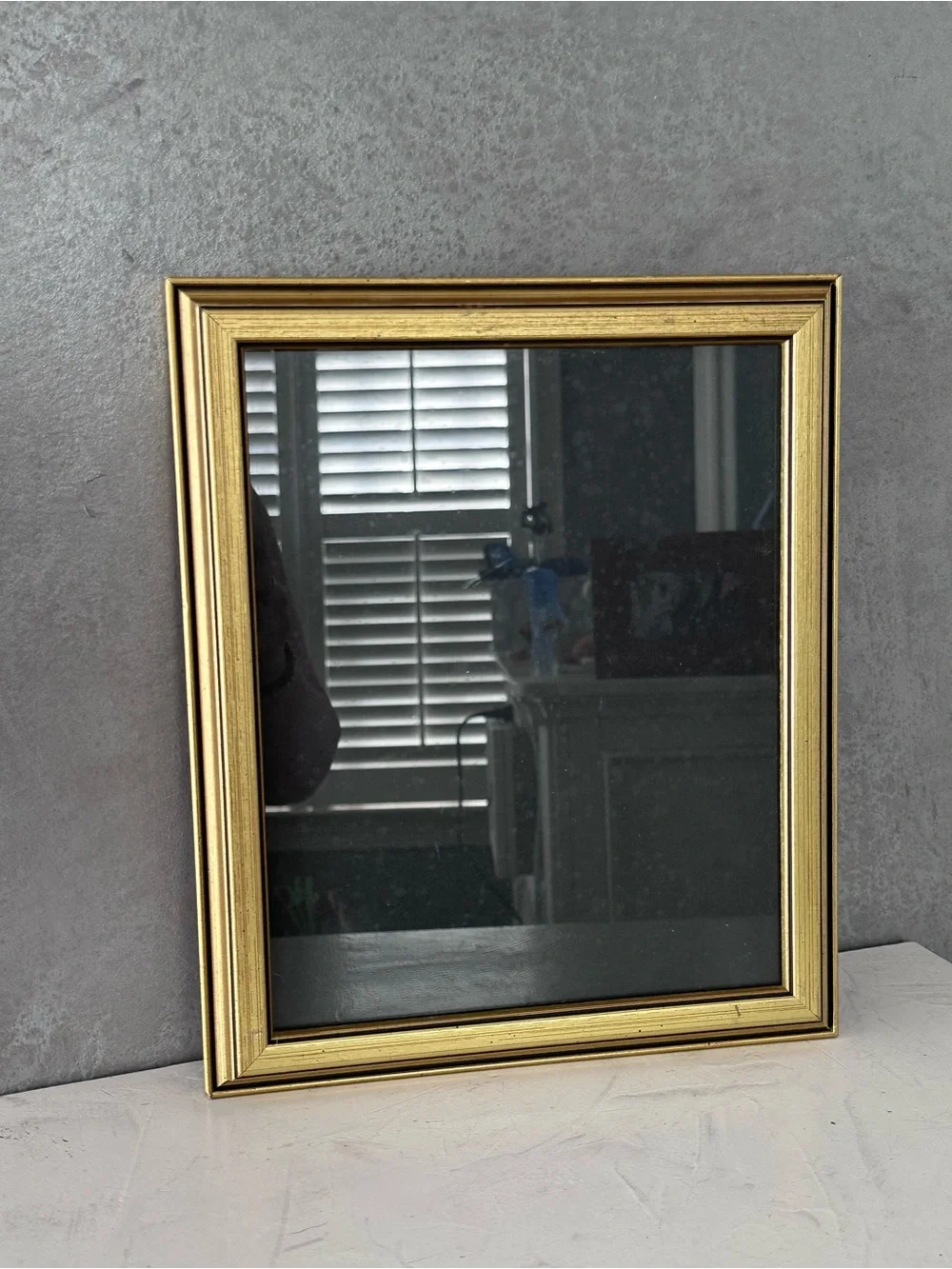 Vintage Gold WOOD TRADITIONAL PICTURE FRAME FITS 8X10 -MADE USA